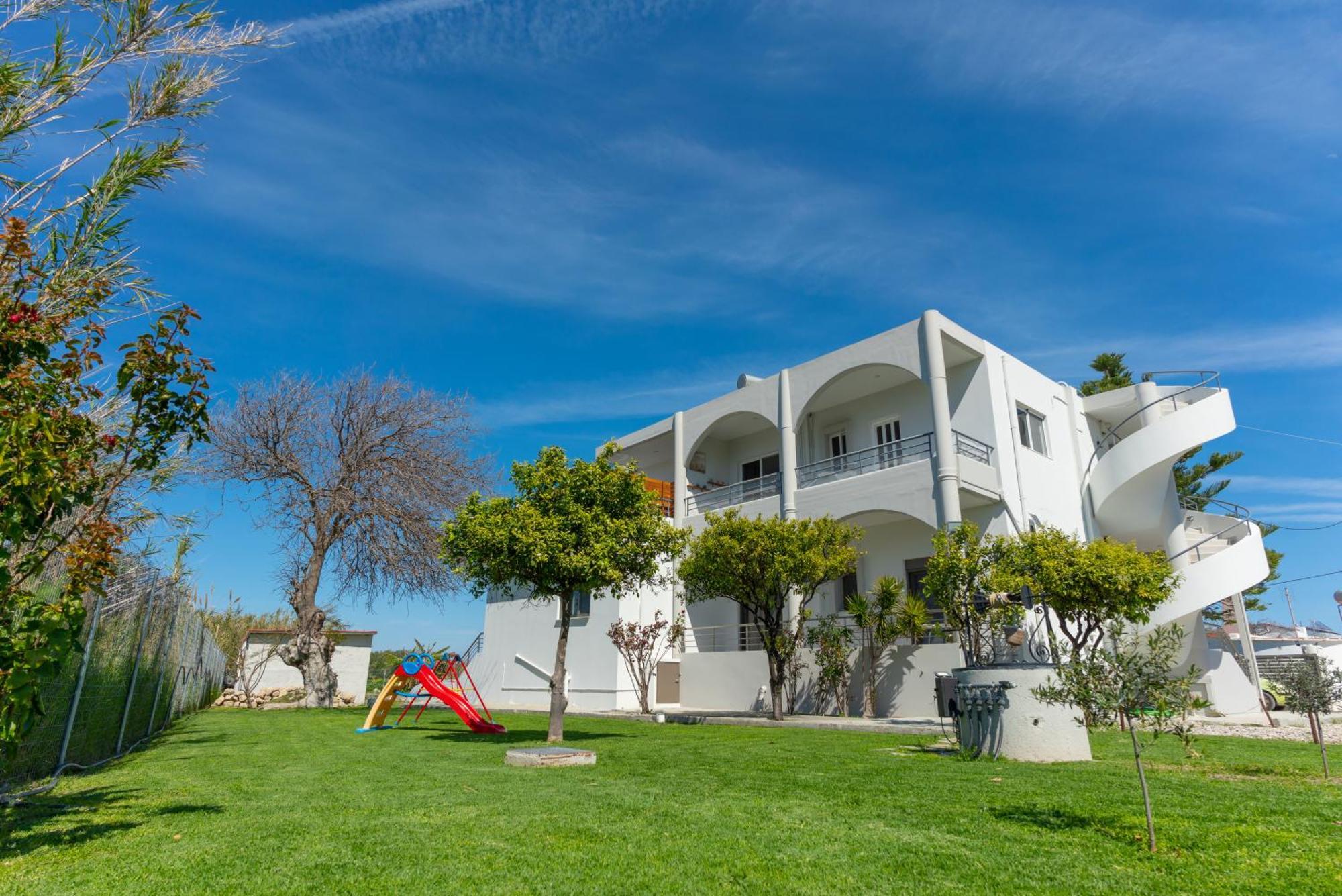 Marvinas Seaside Apartments, Earth Apartment & Ocean Jacuzzi Apartment Kremasti  Exterior photo